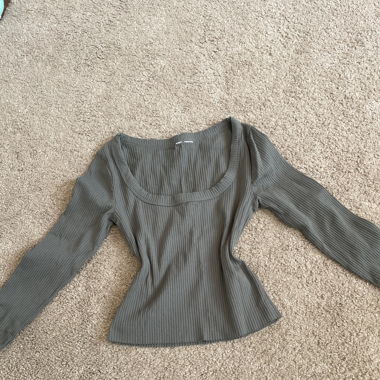 basic green long sleeve