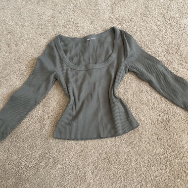 basic green long sleeve