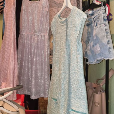 Set: Vestito rosa, vestito glitter, shorts in jeans, pantaloni
