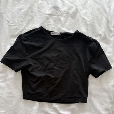 Crop top bershka 