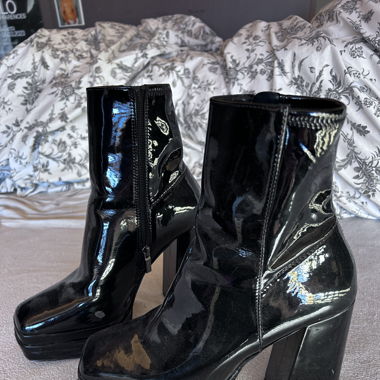 Talons
