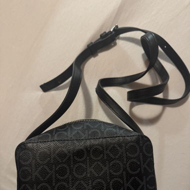 Calvin Klein Umhängetasche