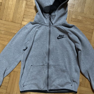 Sweat Nike Garçon S 1m28 -1m37