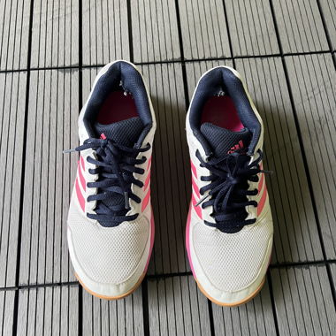 Chaussures d’intérieur Adidas
