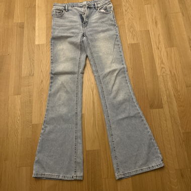 Jeans a zampa