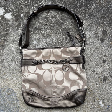 Borsa Coach monogramma marrone a tracolla/spalla