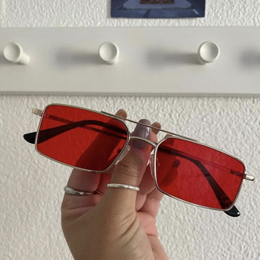 red glasses