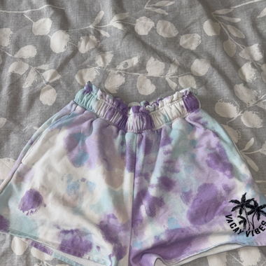 tie-dye shorts 