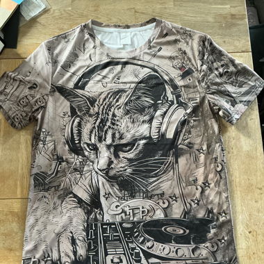 Graphic T-Shirt Cat DJ