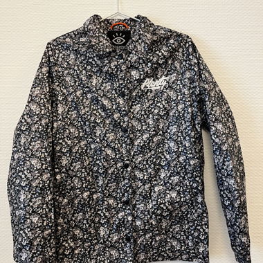 Plenty windbreaker