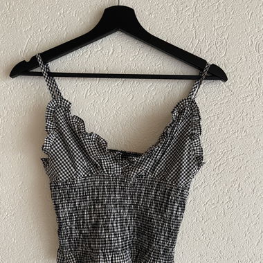 Black & White Ruffle Summer Top