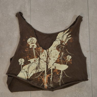 Brown graphic crop top