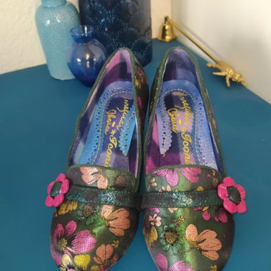 Décolleté Irregular Choice