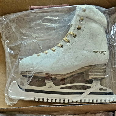 Figure Skates fine