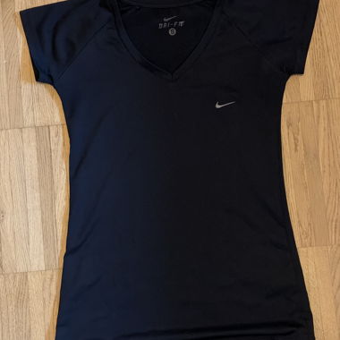 T-shirt de sport Nike noir, taille S