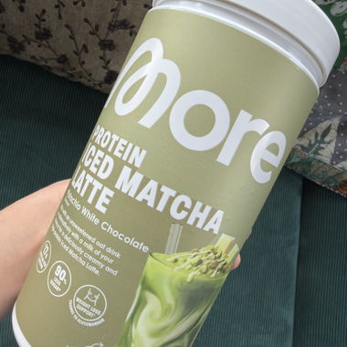 More Protein Iced Matcha pistacio white chocolate 