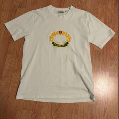 Burberry T-shirt