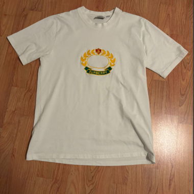 Burberry T-shirt