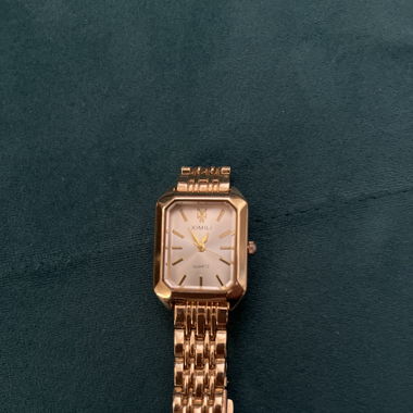 Goldene Uhr