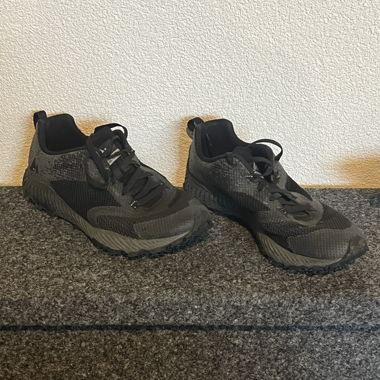 Merrell Trekking für Alltag, Arbeit und Wandern
