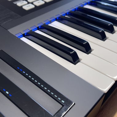 Native Instruments Komplete Kontrol S49 Mk1