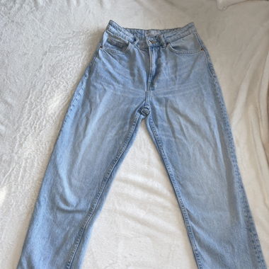 MOM Jeans Bershka