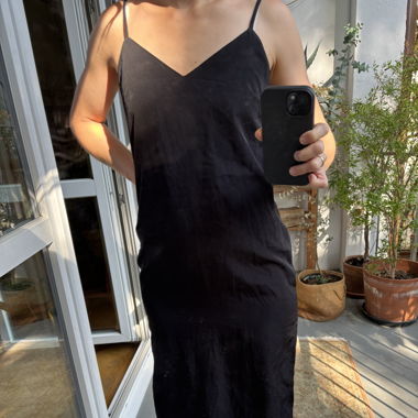 Schwarzes feines Kleid