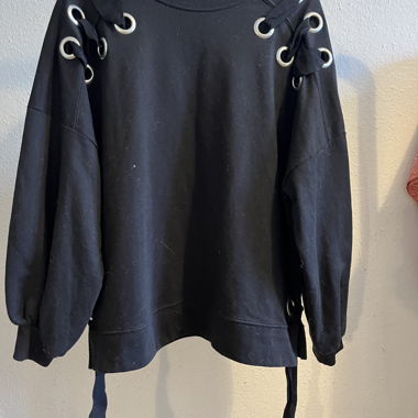 Pull noir 