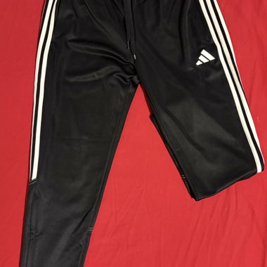 Running noir adidas 