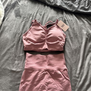 Peachy Passion  sport bekleidung