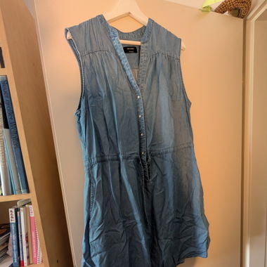 Vestito di jeans