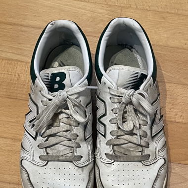new balance classic sneaker 