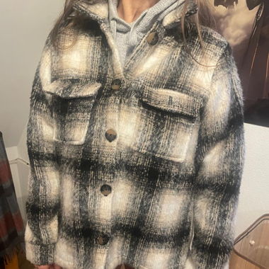Karierte Jacke (Schwarz, Weiß, helles Beige)