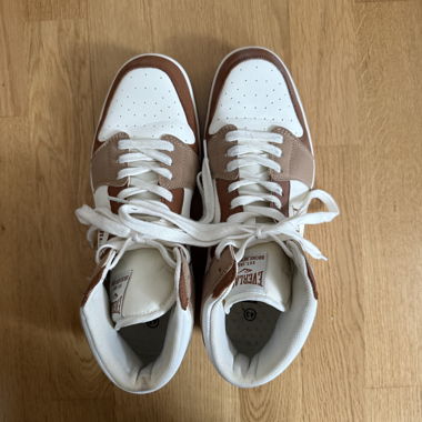 Everlast High-Top Sneakers
