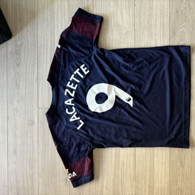 2018-19 Arsenal Away Shirt Lacazette #9 - (S)