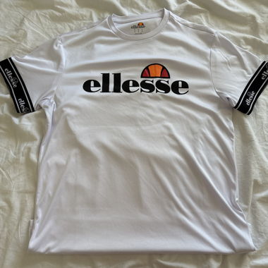 Ellese T-Shirt