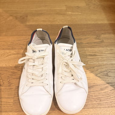 Lacoste weisse Sneakers