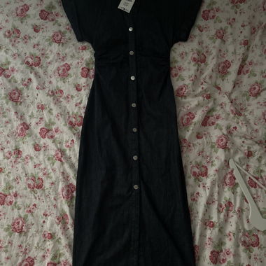 Zara Jeanskleid grösse S. Neu