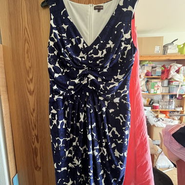 Robe Phase Eight Gr. 14