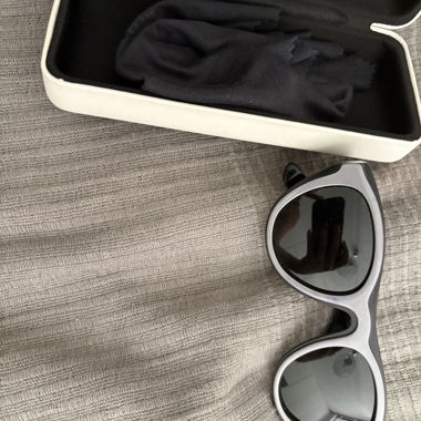 Sonnenbrille