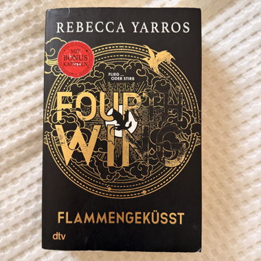 Fourth Wing Buch, Band 1
