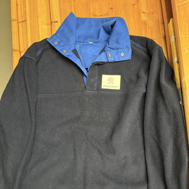 Peugeot Pullover