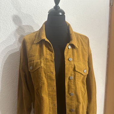 Giacca in velluto a coste cammello Pull&Bear