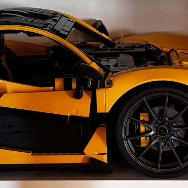 Lego Technic McLaren P1 Modellauto