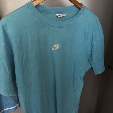 T-shirt blu Nike
