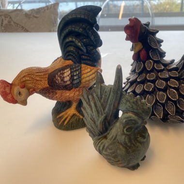 Figurines de coqs