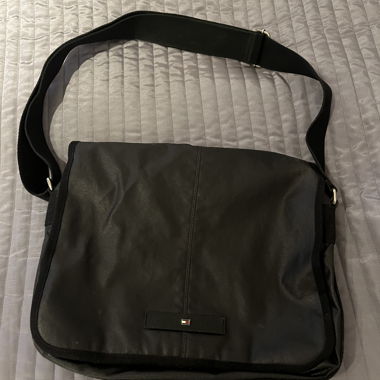 Tommy Hilfiger Tasche schwarz