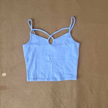 Crop top azzurro cielo