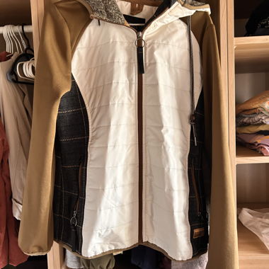 Outdoor-Jacke mit Kapuze