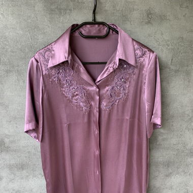 Bluse mit Stickerei 
